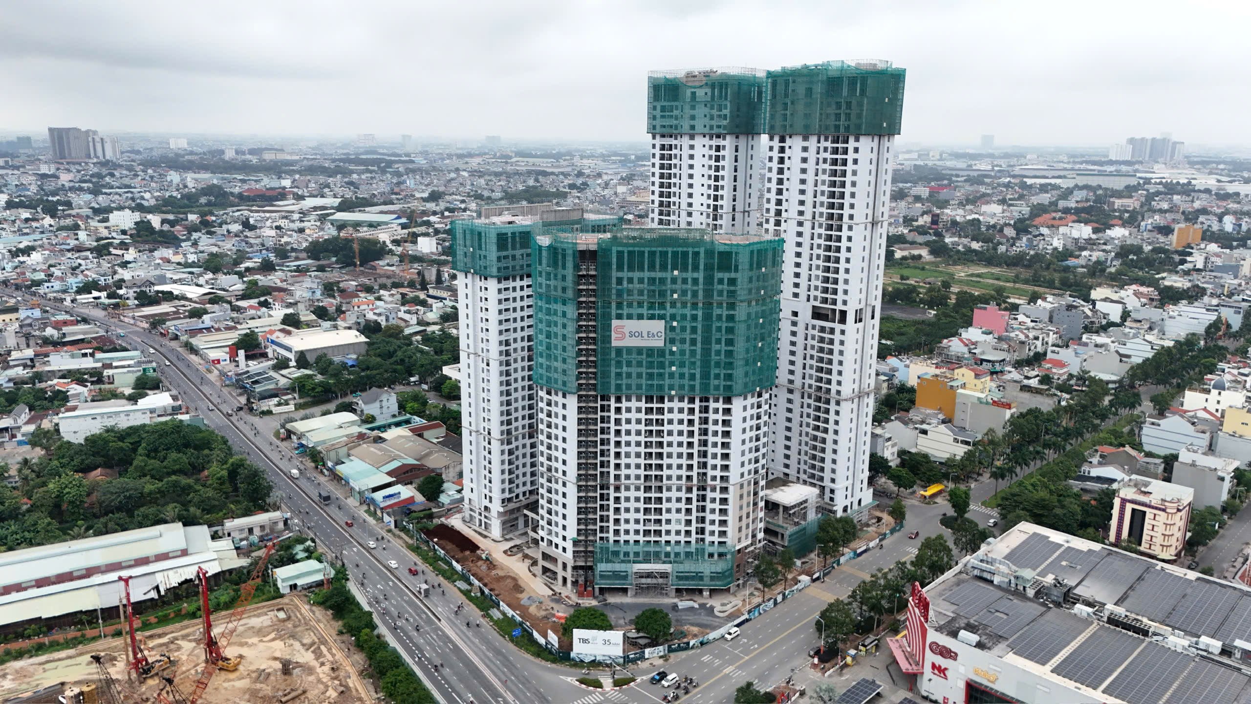 tien-do-thi-cong-can-ho-green-square-garden-tbs-land-thang-9-2025 (8)