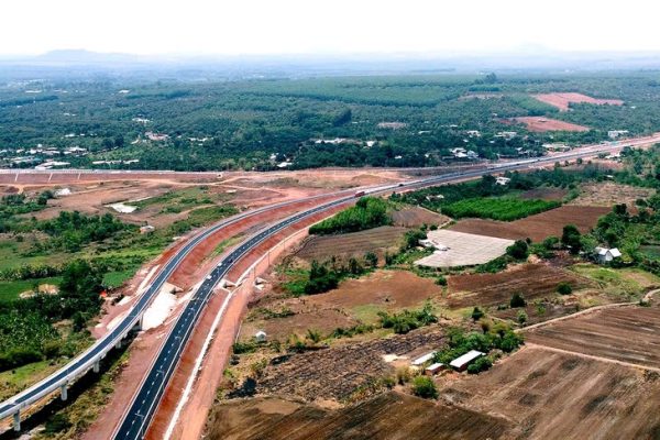 chot-doanh-nghiep-dau-tu-cao-toc-dau-giay-tan-phu