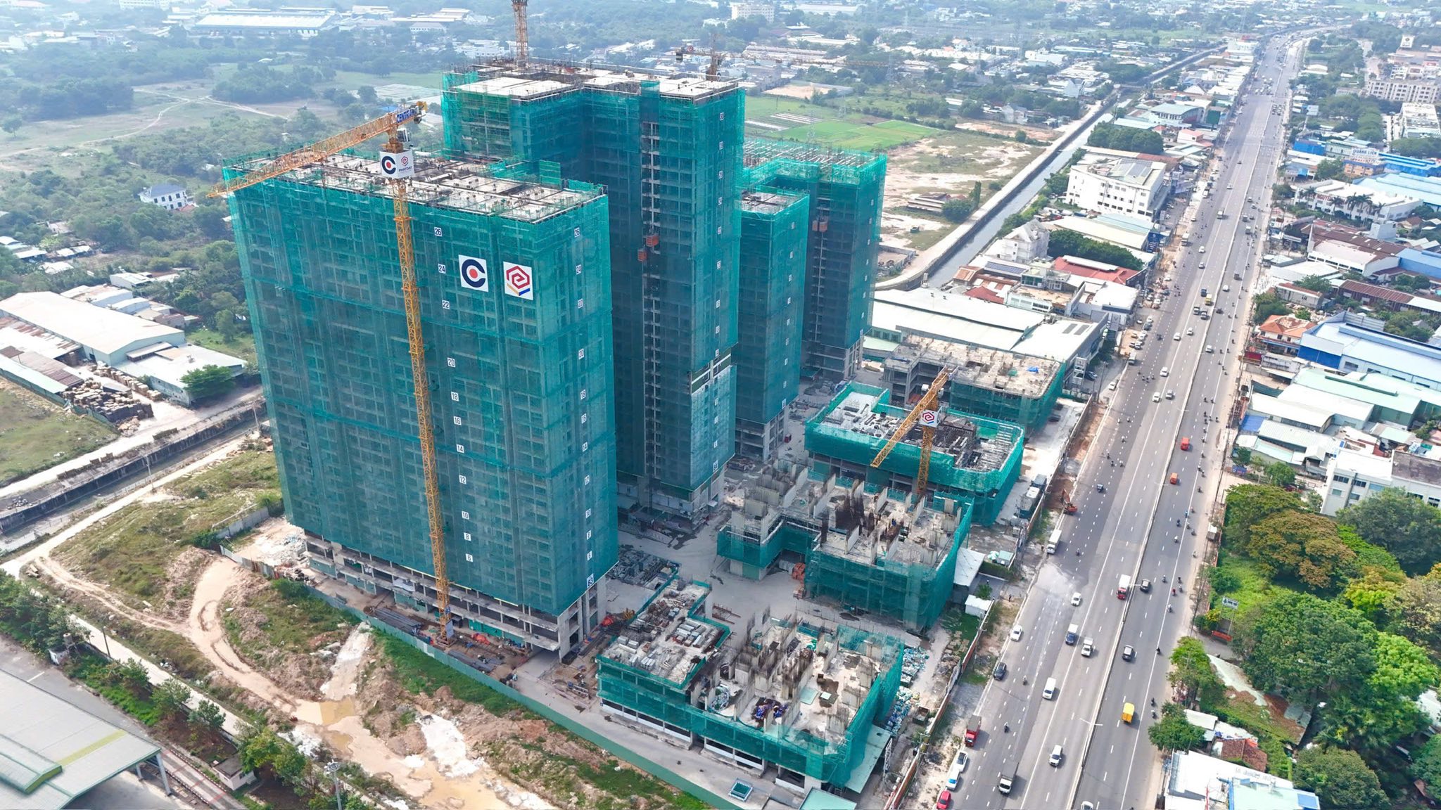 Tien-do-thi-cong-can-ho-la-pura-phat-dat (3)